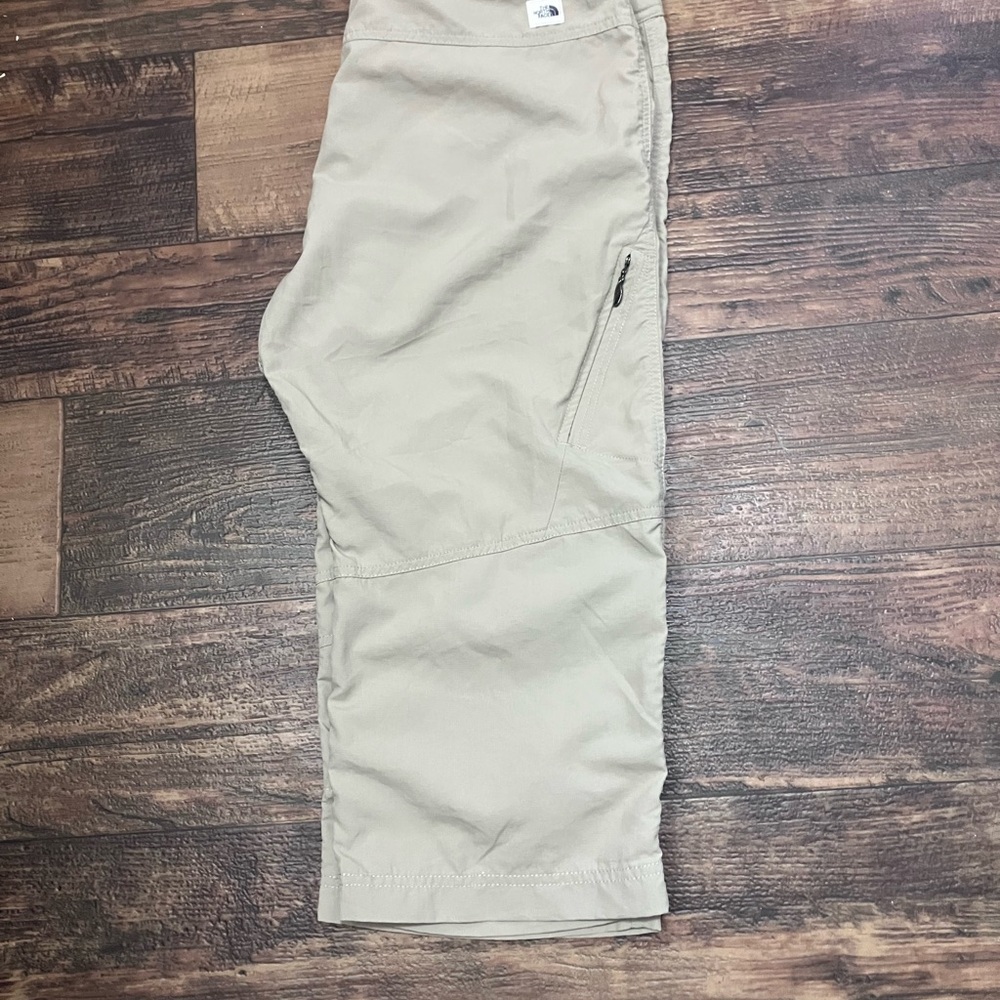 The North Face Woman’s Tan Capris. - Picture 2 of 4